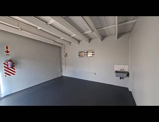 BUSINESS PROPERTY TO RENT IN RICHARDS BAY EXT 7